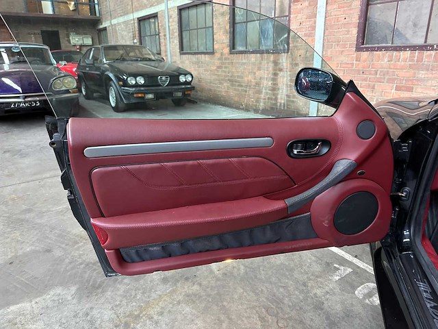 Maserati gransport coupe 4.2 v8 400pk 2006 -youngtimer- - afbeelding 21 van  38