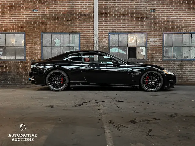 Maserati granturismo 4.2 v8 405pk 2008 -youngtimer- - afbeelding 3 van  49