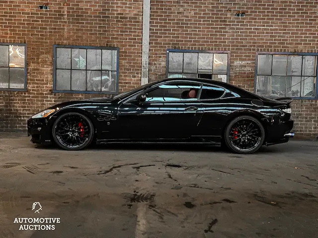 Maserati granturismo 4.2 v8 405pk 2008 -youngtimer- - afbeelding 19 van  49