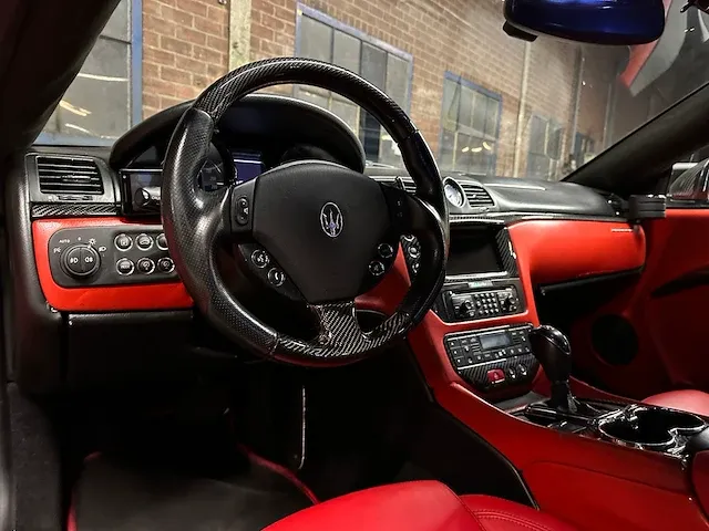 Maserati granturismo 4.2 v8 405pk 2008 -youngtimer- - afbeelding 22 van  49
