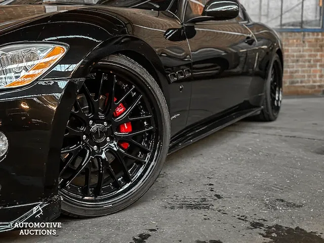 Maserati granturismo 4.2 v8 405pk 2008 -youngtimer- - afbeelding 23 van  49
