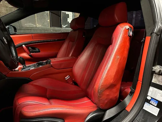Maserati granturismo 4.2 v8 405pk 2008 -youngtimer- - afbeelding 36 van  49