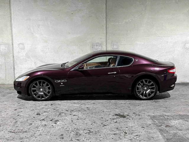 Maserati granturismo 4.2 v8 405pk 2008, n-916-bg youngtimer - afbeelding 9 van  39