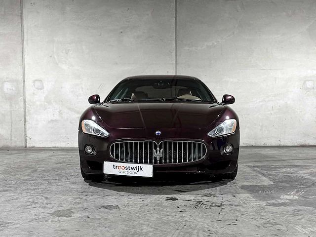Maserati granturismo 4.2 v8 405pk 2008, n-916-bg youngtimer - afbeelding 35 van  39