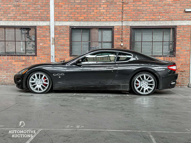 Maserati granturismo 4.2 v8 405pk 2008 youngtimer - afbeelding 21 van  59