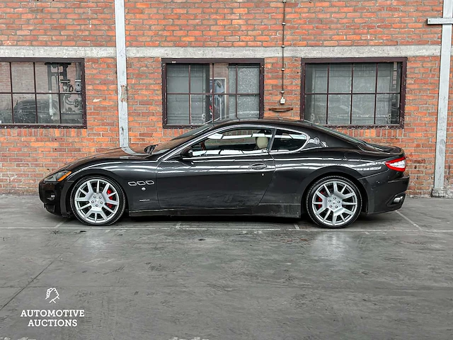 Maserati granturismo 4.2 v8 405pk 2008 youngtimer - afbeelding 22 van  59