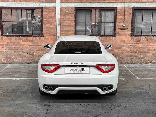 Maserati granturismo 4.2 v8 405pk 2008 youngtimer - afbeelding 14 van  45