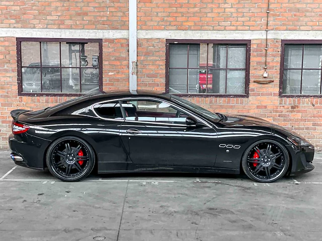 Maserati granturismo 4.2 v8 405pk 2008 youngtimer - afbeelding 10 van  47