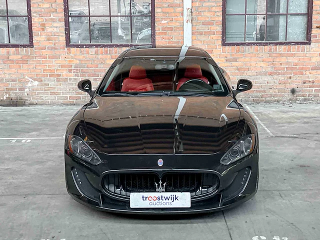 Maserati granturismo 4.2 v8 405pk 2008 youngtimer - afbeelding 6 van  47
