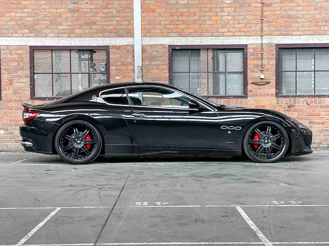 Maserati granturismo 4.2 v8 405pk 2008 youngtimer - afbeelding 9 van  47
