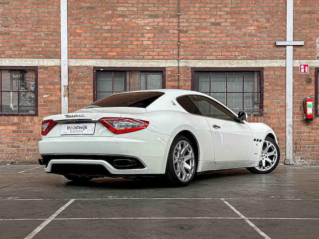 Maserati granturismo 4.2 v8 405pk 2008 youngtimer - afbeelding 3 van  44