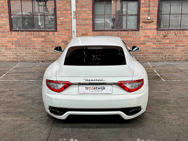 Maserati granturismo 4.2 v8 405pk 2008 youngtimer - afbeelding 6 van  44