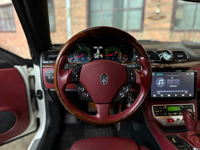 Maserati granturismo 4.2 v8 405pk 2008 youngtimer - afbeelding 13 van  44
