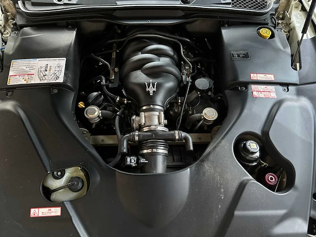 Maserati granturismo 4.2 v8 405pk 2008 youngtimer - afbeelding 36 van  44