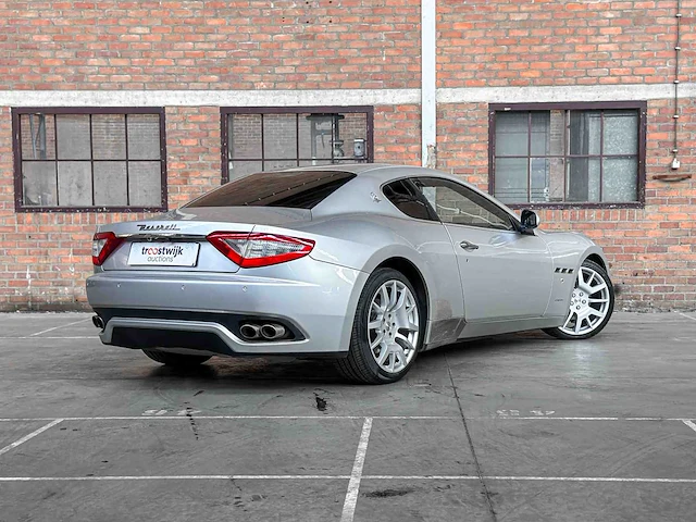Maserati granturismo 4.2 v8 405pk 2009 youngtimer - afbeelding 3 van  43