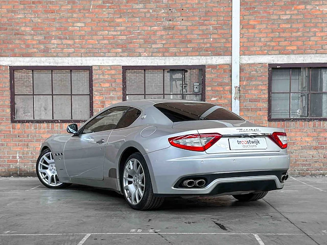 Maserati granturismo 4.2 v8 405pk 2009 youngtimer - afbeelding 7 van  43