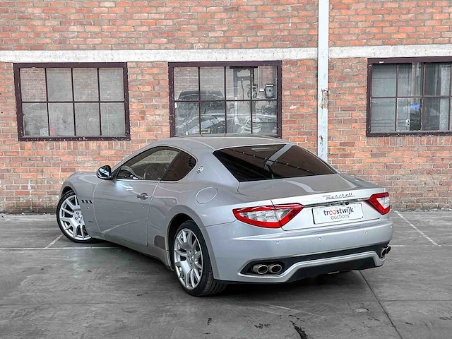 Maserati granturismo 4.2 v8 405pk 2009 youngtimer - afbeelding 8 van  43