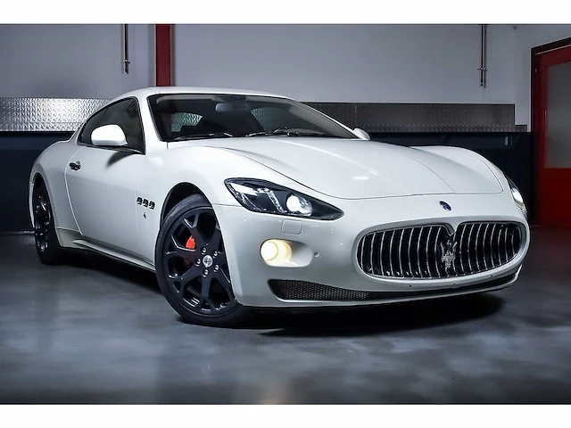 Maserati granturismo coupe 4.2l v8 - 2013 - afbeelding 2 van  83