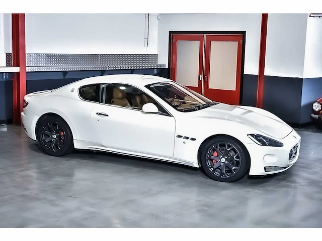 Maserati granturismo coupe 4.2l v8 - 2013 - afbeelding 4 van  83
