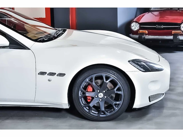 Maserati granturismo coupe 4.2l v8 - 2013 - afbeelding 9 van  83