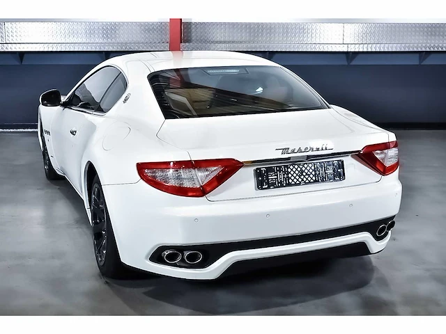 Maserati granturismo coupe 4.2l v8 - 2013 - afbeelding 27 van  83