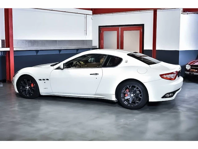 Maserati granturismo coupe 4.2l v8 - 2013 - afbeelding 31 van  83