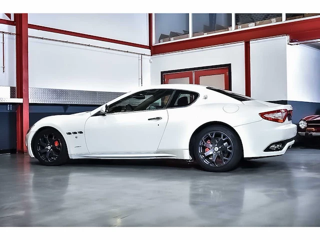 Maserati granturismo coupe 4.2l v8 - 2013 - afbeelding 32 van  83