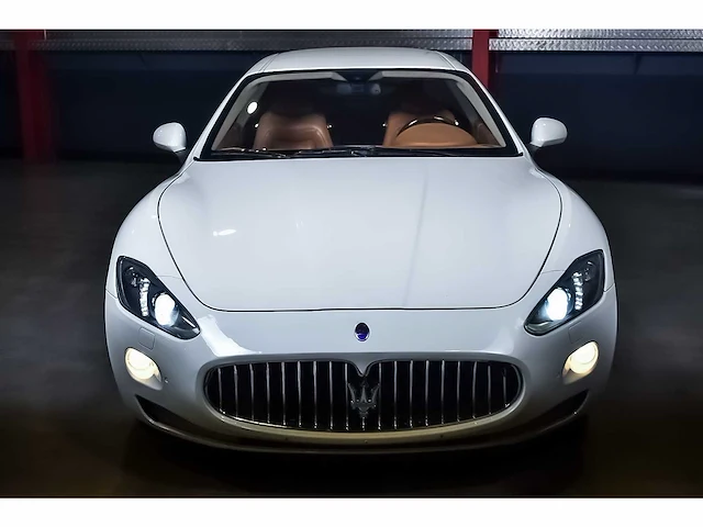 Maserati granturismo coupe 4.2l v8 - 2013 - afbeelding 23 van  83
