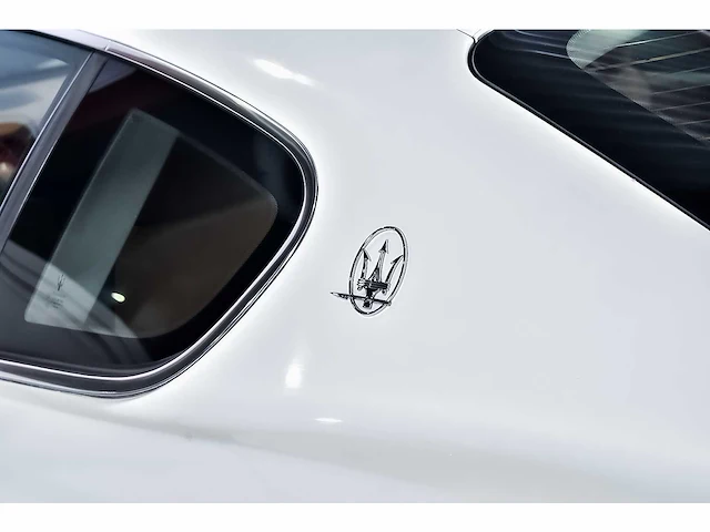 Maserati granturismo coupe 4.2l v8 - 2013 - afbeelding 36 van  83