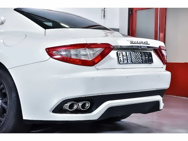 Maserati granturismo coupe 4.2l v8 - 2013 - afbeelding 39 van  83