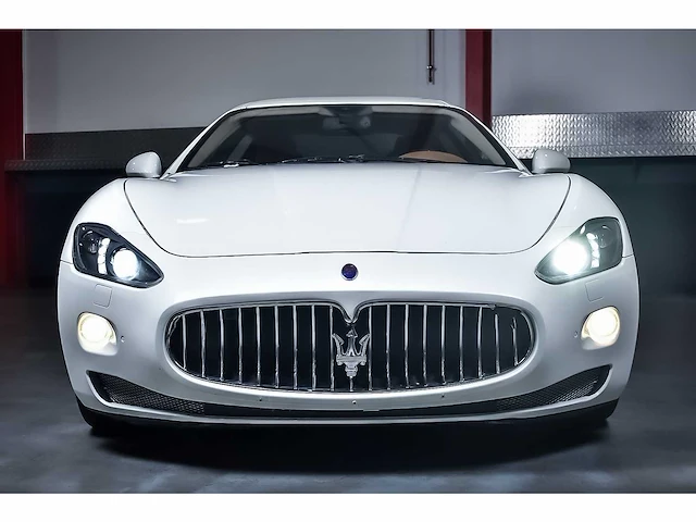 Maserati granturismo coupe 4.2l v8 - 2013 - afbeelding 34 van  83