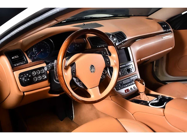 Maserati granturismo coupe 4.2l v8 - 2013 - afbeelding 52 van  83