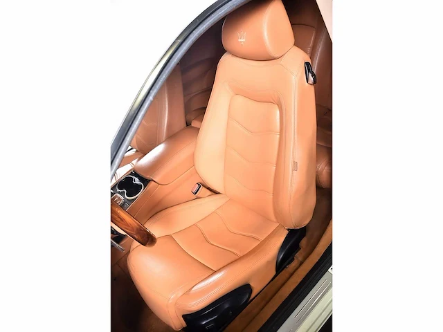Maserati granturismo coupe 4.2l v8 - 2013 - afbeelding 58 van  83