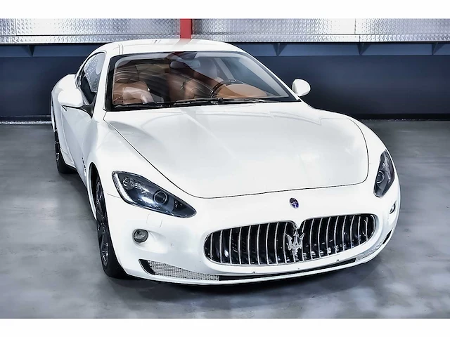 Maserati granturismo coupe 4.2l v8 - 2013 - afbeelding 56 van  83