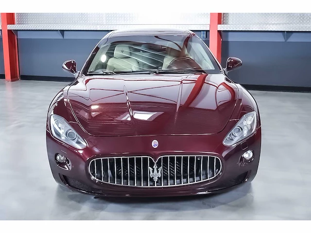 Maserati granturismo coupe 4,2l v8 - 2014 - afbeelding 12 van  88