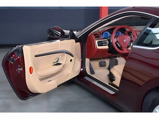 Maserati granturismo coupe 4,2l v8 - 2014 - afbeelding 54 van  88