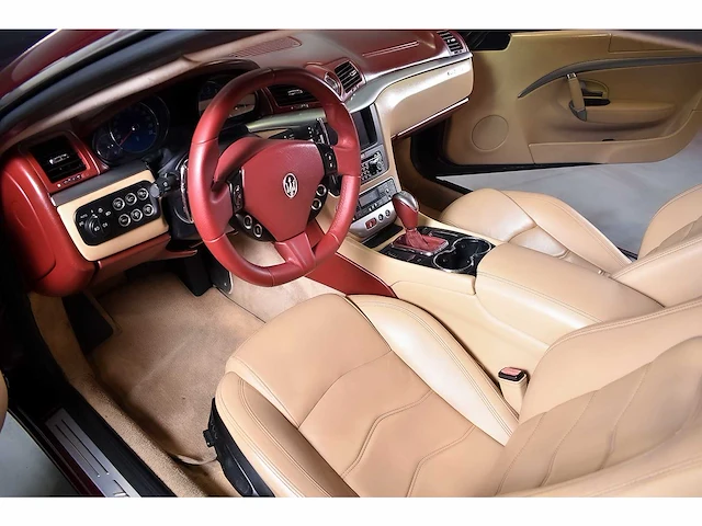 Maserati granturismo coupe 4,2l v8 - 2014 - afbeelding 63 van  88