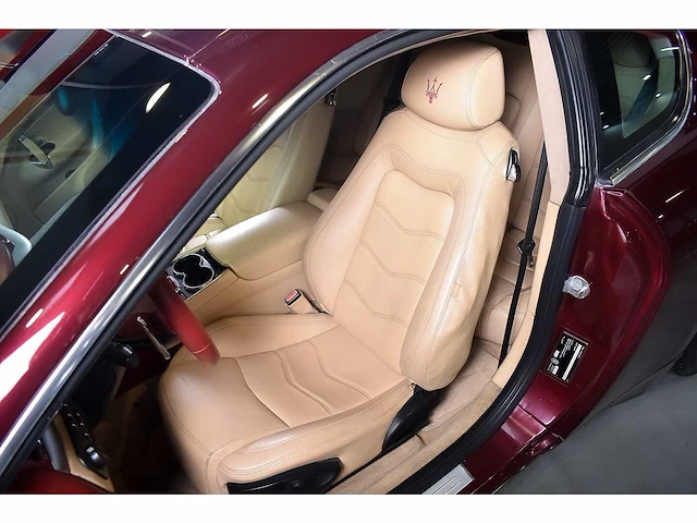 Maserati granturismo coupe 4,2l v8 - 2014 - afbeelding 65 van  88