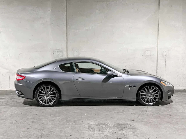 Maserati granturismo s 4.7 v8 439pk 2009, n-497-gh - afbeelding 4 van  47