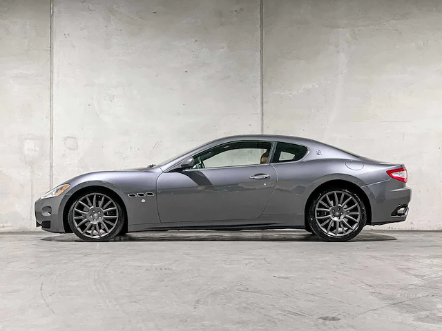 Maserati granturismo s 4.7 v8 439pk 2009, n-497-gh - afbeelding 15 van  47