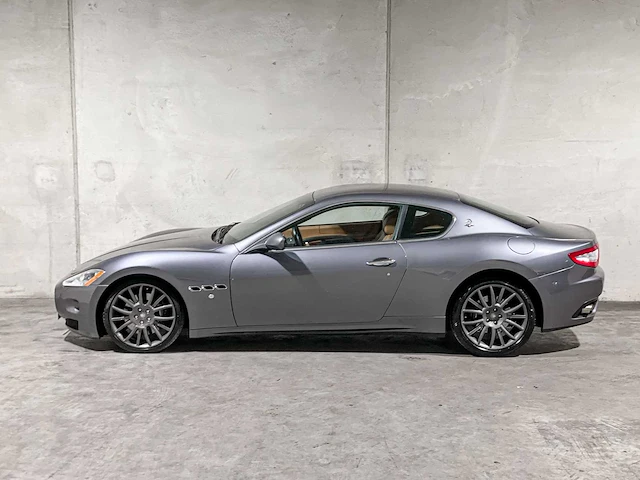 Maserati granturismo s 4.7 v8 439pk 2009, n-497-gh - afbeelding 16 van  47