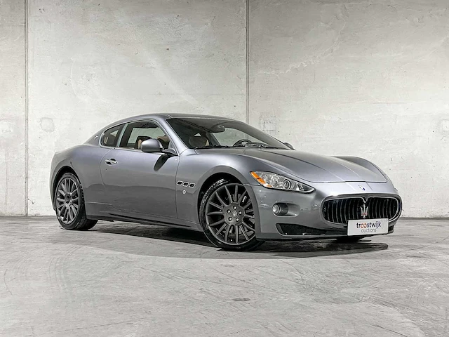 Maserati granturismo s 4.7 v8 439pk 2009, n-497-gh - afbeelding 45 van  47
