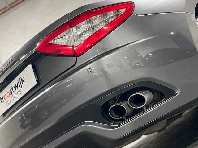 Maserati granturismo s 4.7 v8 439pk 2009, n-497-gh - afbeelding 7 van  47