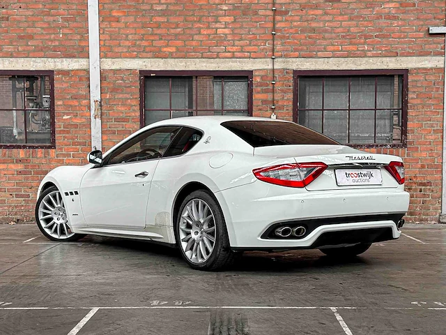 Maserati granturismo s 4.7 v8 440pk 2009 youngtimer - afbeelding 7 van  44