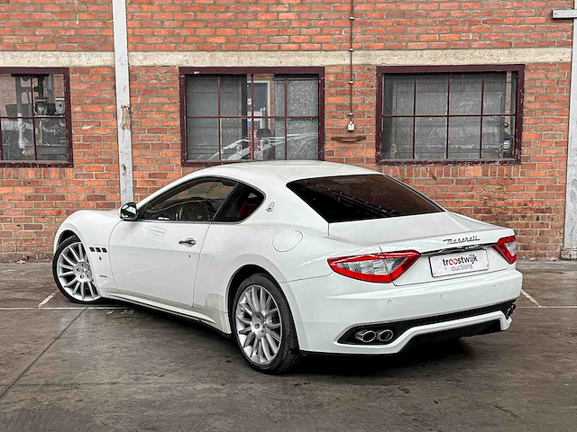 Maserati granturismo s 4.7 v8 440pk 2009 youngtimer - afbeelding 8 van  44