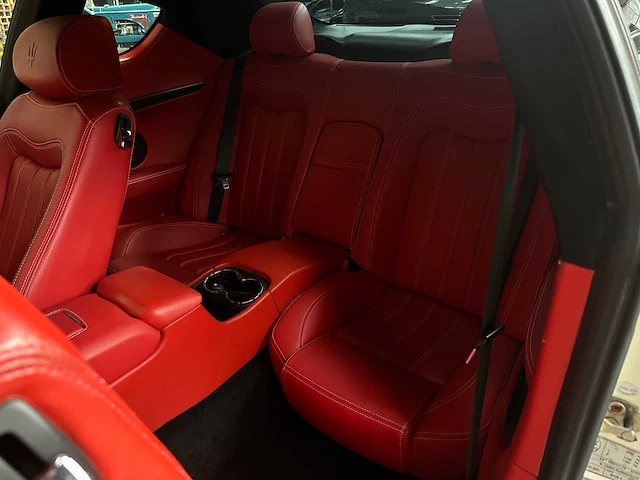 Maserati granturismo s 4.7 v8 440pk 2009 youngtimer - afbeelding 29 van  44