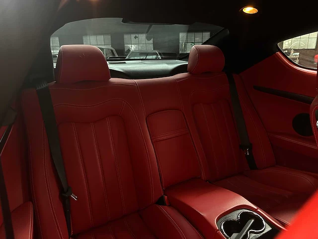 Maserati granturismo s 4.7 v8 440pk 2009 youngtimer - afbeelding 37 van  44