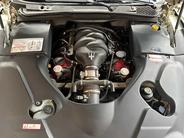 Maserati granturismo s 4.7 v8 440pk 2009 youngtimer - afbeelding 38 van  44