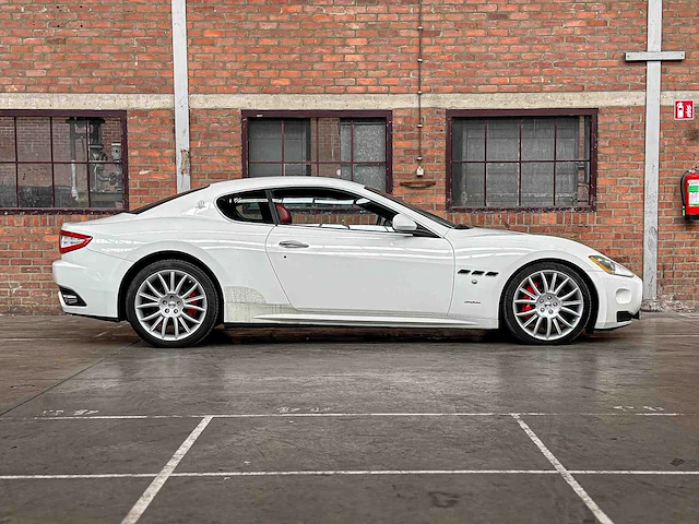 Maserati granturismo s 4.7 v8 440pk 2009 youngtimer - afbeelding 44 van  44