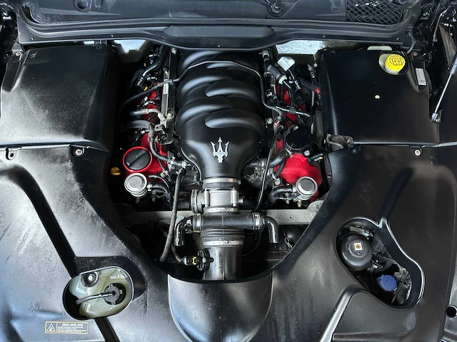 Maserati granturismo s 4.7 v8 440pk 2012 - afbeelding 36 van  43